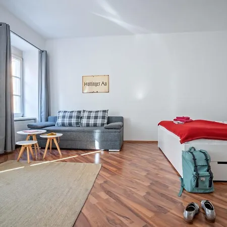 S14 - Rooms & Apartments