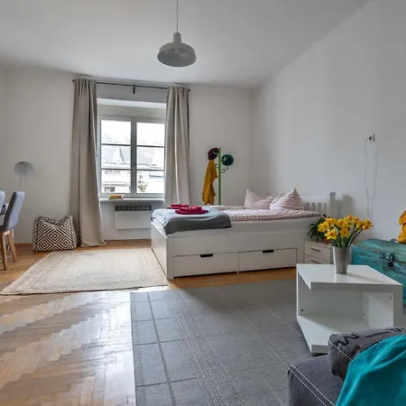 Apartment S14 - Rooms & Apartments